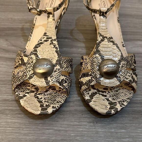 Coach heela size 7.5 - Picture 5 of 7